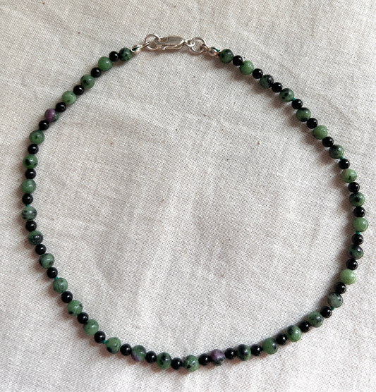 MUNDO NECKLACE